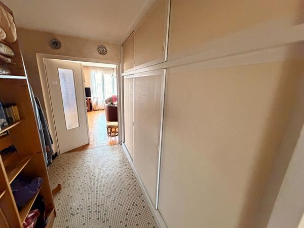 À VENDRE ? 3 PIÈCES DE 77 M² AVEC BALCON, BOX ET CAVE