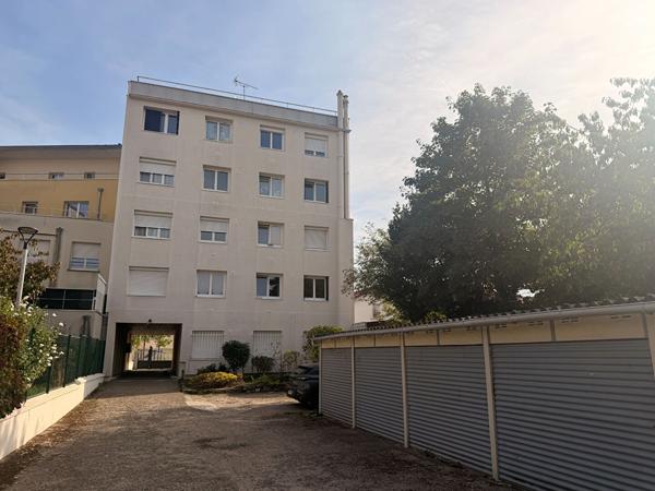 À VENDRE ? 3 PIÈCES DE 77 M² AVEC BALCON, BOX ET CAVE