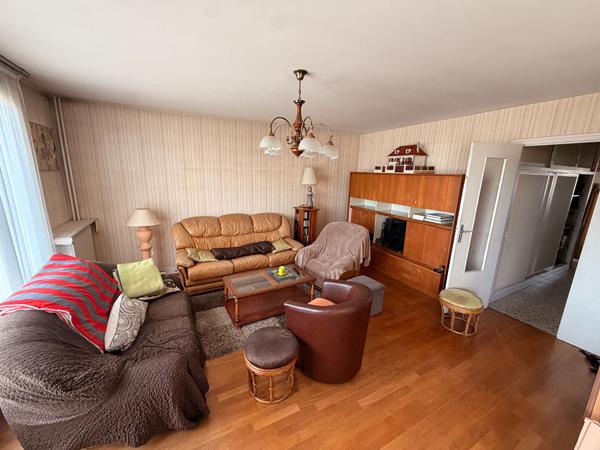 À VENDRE ? 3 PIÈCES DE 77 M² AVEC BALCON, BOX ET CAVE