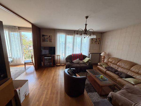 À VENDRE ? 3 PIÈCES DE 77 M² AVEC BALCON, BOX ET CAVE
