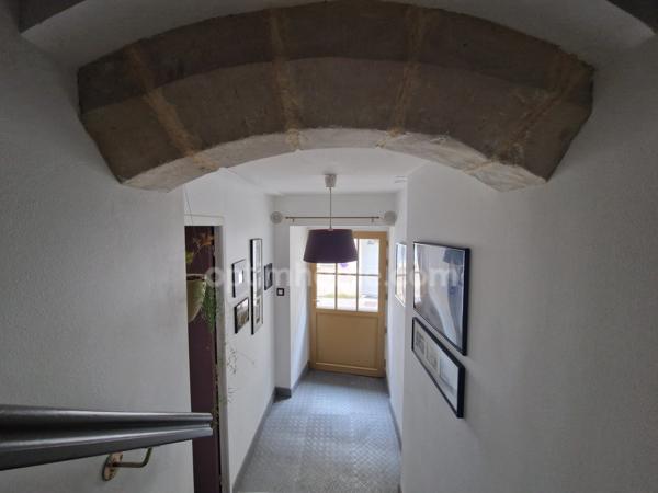 Immeuble à vendre - 2 T2 et 1 T1Bis - LA ROCHE POSAY (86)
