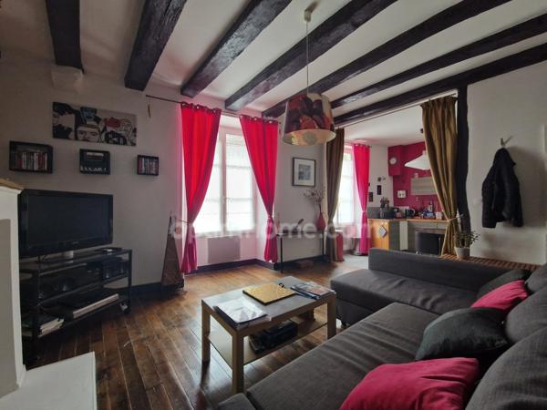 Immeuble à vendre - 2 T2 et 1 T1Bis - LA ROCHE POSAY (86)