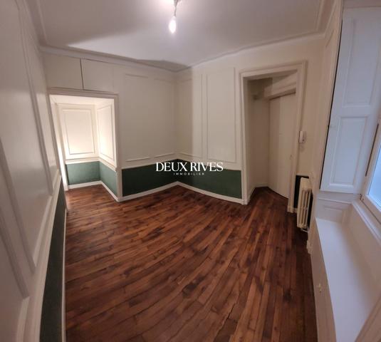 Appartement T4 PROCHE CATHEDRALE