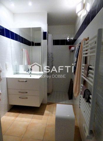 07120 : Au coeur d'une residence senioriale , maison de plain pied de 78 m² T3