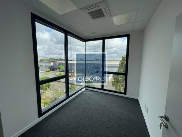 RENNAISSANCE : Bureaux - A VENDRE - ANGERS (réf : 49.017427)