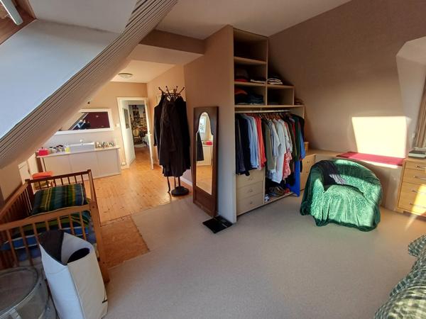 Plougasnou (29630) Plougasnou Le Diben, maison 1974 rénovée, sur 1000 m2 de terrain, jolie vue sur la Baie de Morlaix.