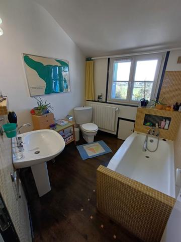 Plougasnou (29630) Plougasnou Le Diben, maison 1974 rénovée, sur 1000 m2 de terrain, jolie vue sur la Baie de Morlaix.