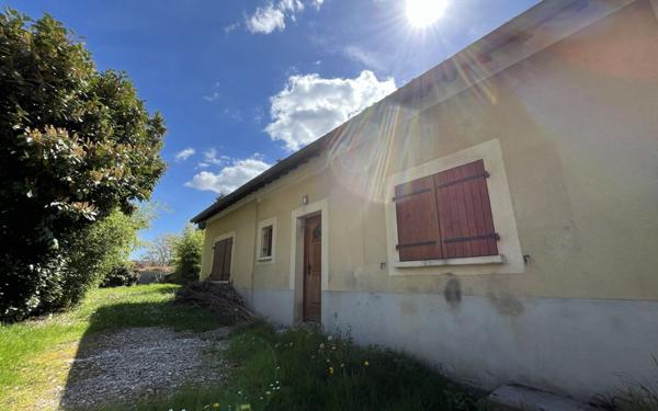 Maison à vendre    4 pièces • 72,63 m2 Mandres-les-Roses
