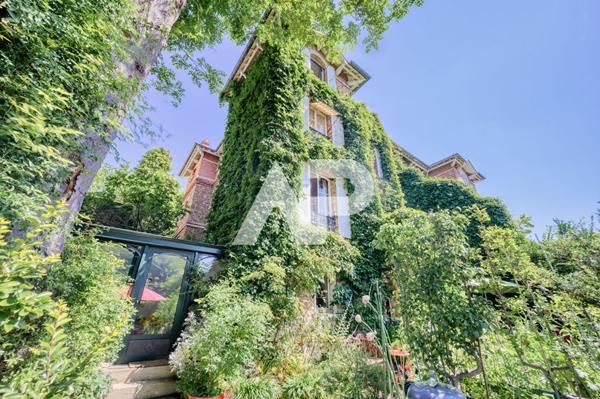 SEVRES RIVE DROITE - MAISON DE CHARME €1 500 000 ** - Référence 559-S