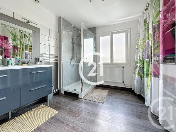 Maison à vendre  6 pièces - 174 m2 CHATEAUBERNARD - 16