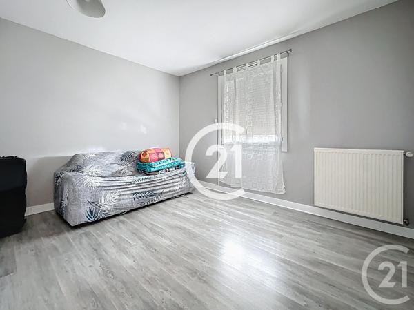 Maison à vendre  6 pièces - 174 m2 CHATEAUBERNARD - 16