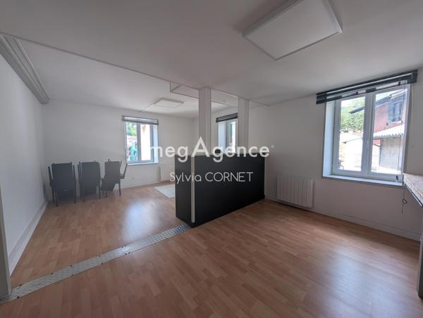 Appartement à TENAY, 01230 - 6 pièces 153m²