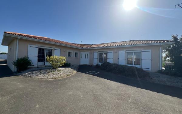 Maison à vendre    5 pièces •  Meursac