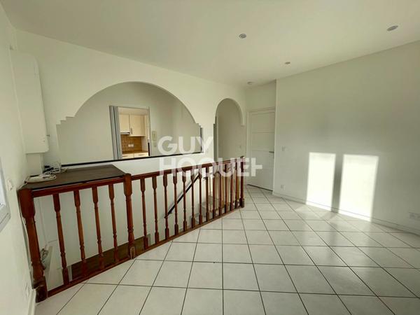 Chambre à louer - 500  / mois - Maison refaite à neuf