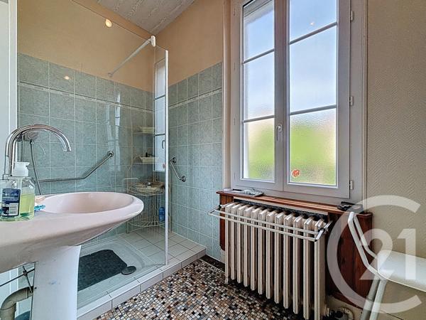 Maison à vendre  3 pièces - 100 m 2   VARENNES SUR ALLIER  - 03