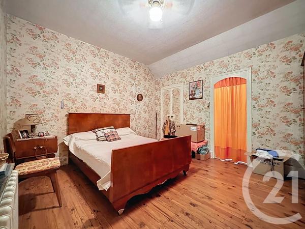 Maison à vendre  3 pièces - 100 m 2   VARENNES SUR ALLIER  - 03