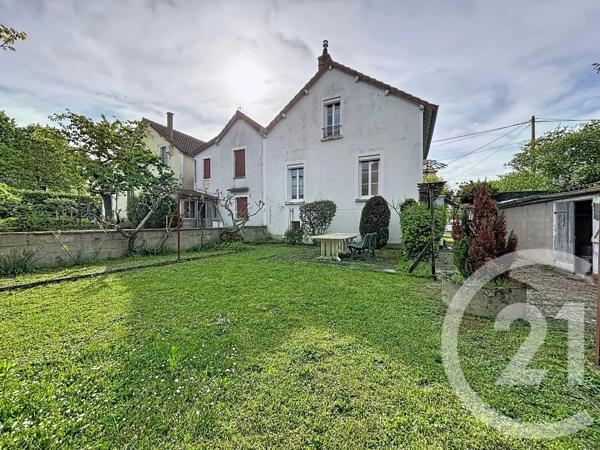 Maison à vendre  3 pièces - 100 m 2   VARENNES SUR ALLIER  - 03