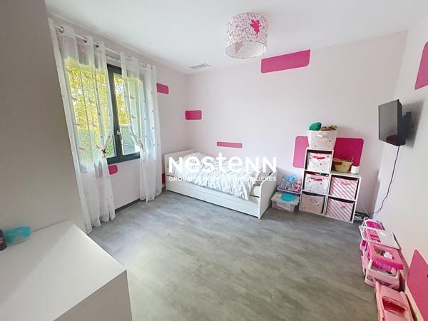 Maison recente avec piscine - Monts