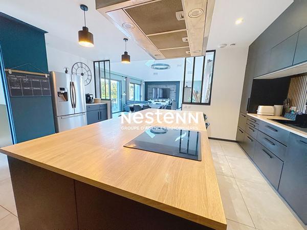 Maison recente avec piscine - Monts