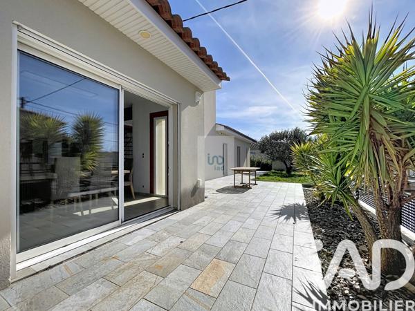 Maison à vendre 7 pièces 198 m² Rochefort-du-Gard