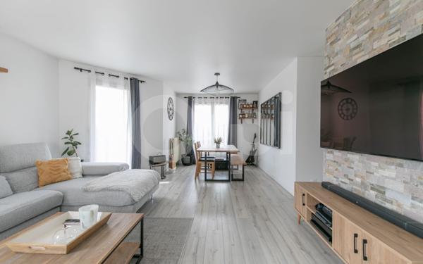 Appartement à vendre    3 pièces • 76,82 m2 Sucy-en-Brie