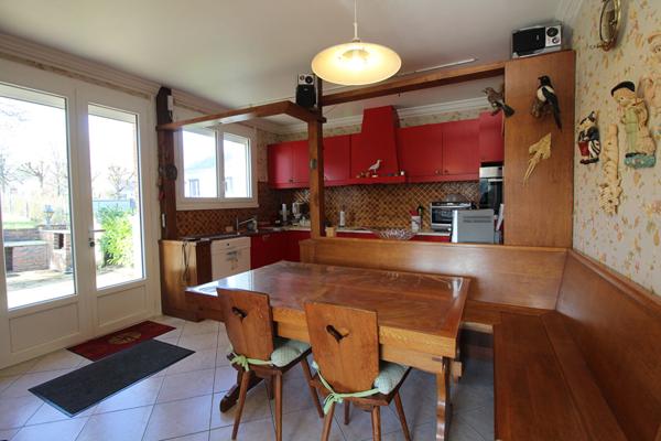 ENSEMBLE IMMOBILIER A SAINT GERVAIS LA FORET