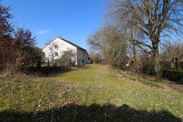 ENSEMBLE IMMOBILIER A SAINT GERVAIS LA FORET