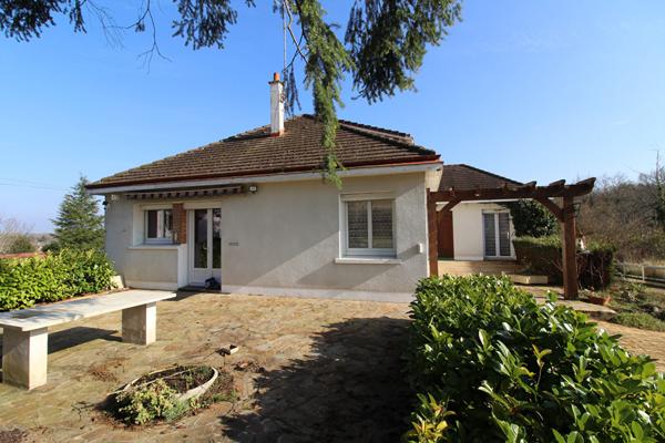 ENSEMBLE IMMOBILIER A SAINT GERVAIS LA FORET