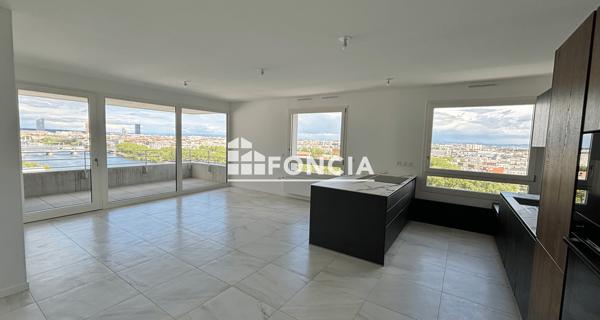 Location Appartement 3 pièces 90.9 m² - Lyon 69002