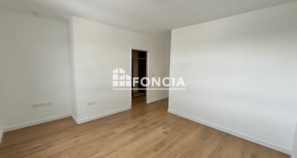 Location Appartement 3 pièces 90.9 m² - Lyon 69002