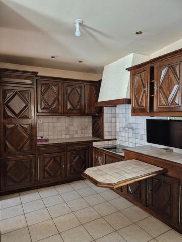 APPARTEMENT 5 PIECES HYPER-CENTRE!