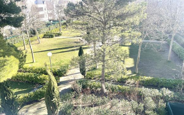 Appartement à vendre    2 pièces • 75,69 m2 Montpellier