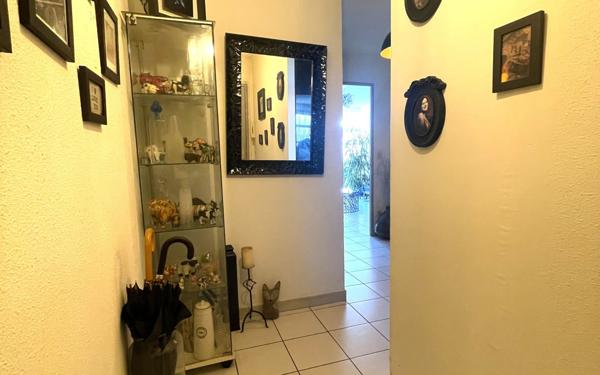 Appartement à vendre    2 pièces • 75,69 m2 Montpellier