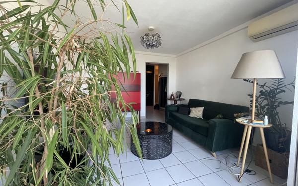 Appartement à vendre    2 pièces • 75,69 m2 Montpellier