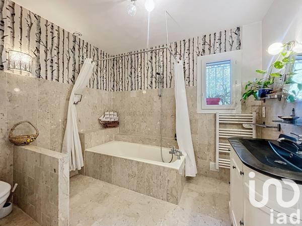 Maison à vendre 7 pièces 160 m² Vidauban