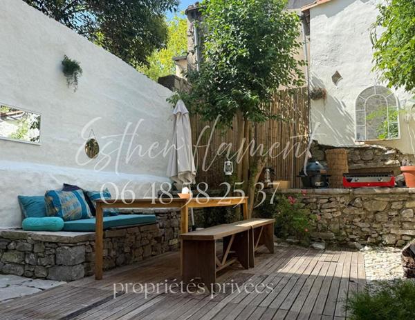 Maison bourgeoise Saint Hippolyte Du Fort , Cévennes, cachet ancien et volumes d'exception