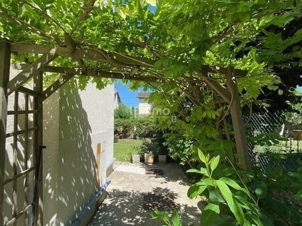 Maison 4 pièces avec jardin et terrasse, proche des bords de marne