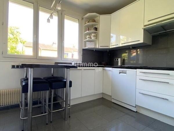 Maison 4 pièces avec jardin et terrasse, proche des bords de marne