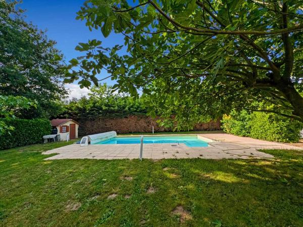 Maison type Bastide de plain pied rénovée, sur parcelle constructible