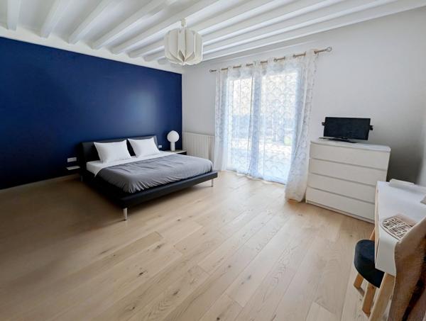 Maison type Bastide de plain pied rénovée, sur parcelle constructible