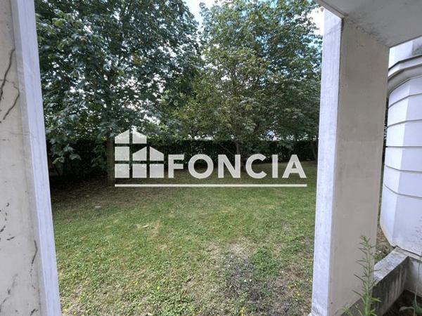 Location Studio 18 m² - 18 RUE DE LA REPUBLIQUE Noisy Le Grand 93160