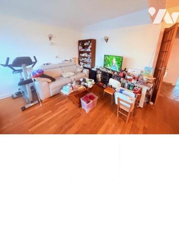 Appartement familiale dans résidence au calme - A rafraichir