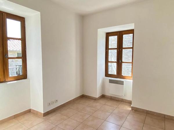 Appartement à louer à Saint-Maurice-d'Ardèche (07200)