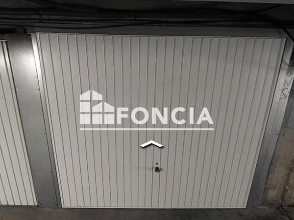 Location Parking - 1 Bd Alexandre MILLERAND Nantes 44200