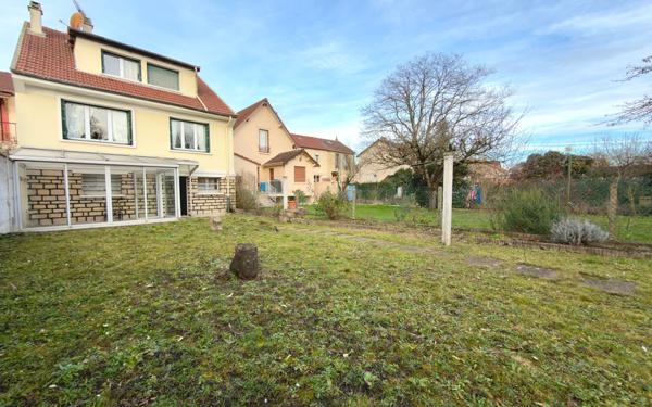 Maison à vendre    5 pièces • 123 m2 Épinay-sur-Seine