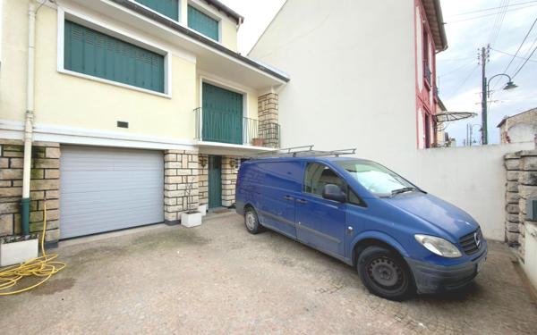 Maison à vendre    5 pièces • 123 m2 Épinay-sur-Seine