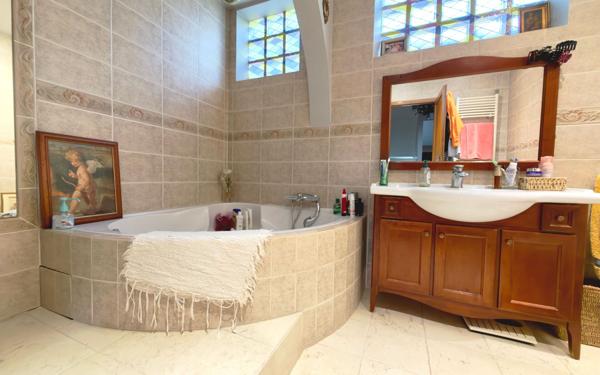 Maison à vendre    5 pièces • 123 m2 Épinay-sur-Seine