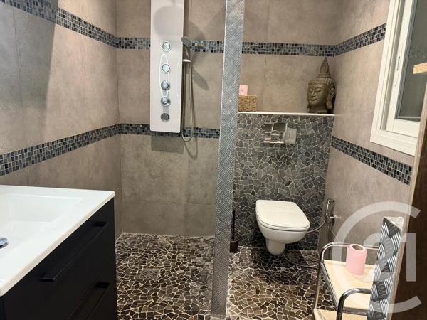 Appartement F1 à vendre  1 pièce - 25 m 2   NICE  - 06