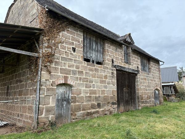 Charmante maison rénovée avec dépendances et vue imprenable Saint aulaire