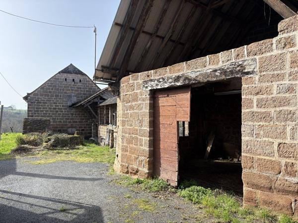 Charmante maison rénovée avec dépendances et vue imprenable Saint aulaire